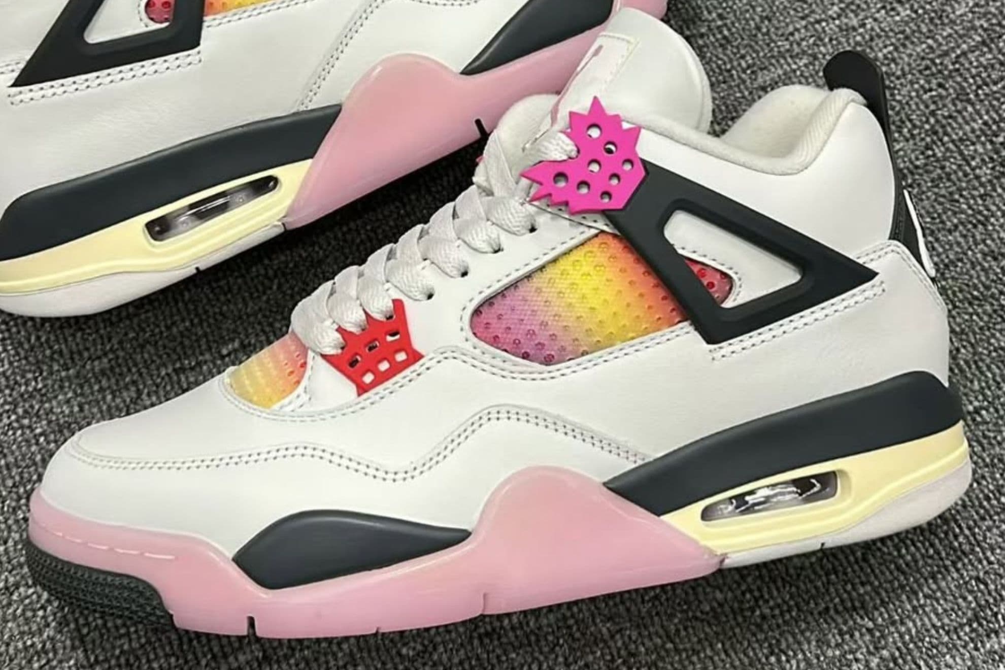 Air Jordan 4 "Comic"